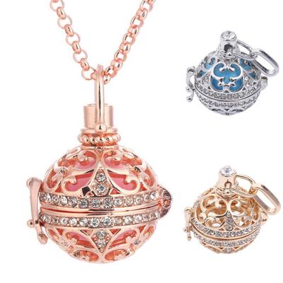 Retro Lady Floral utskåret CZ Chime Bell Harmony Ball Medaljon Angel Caller Halskjede