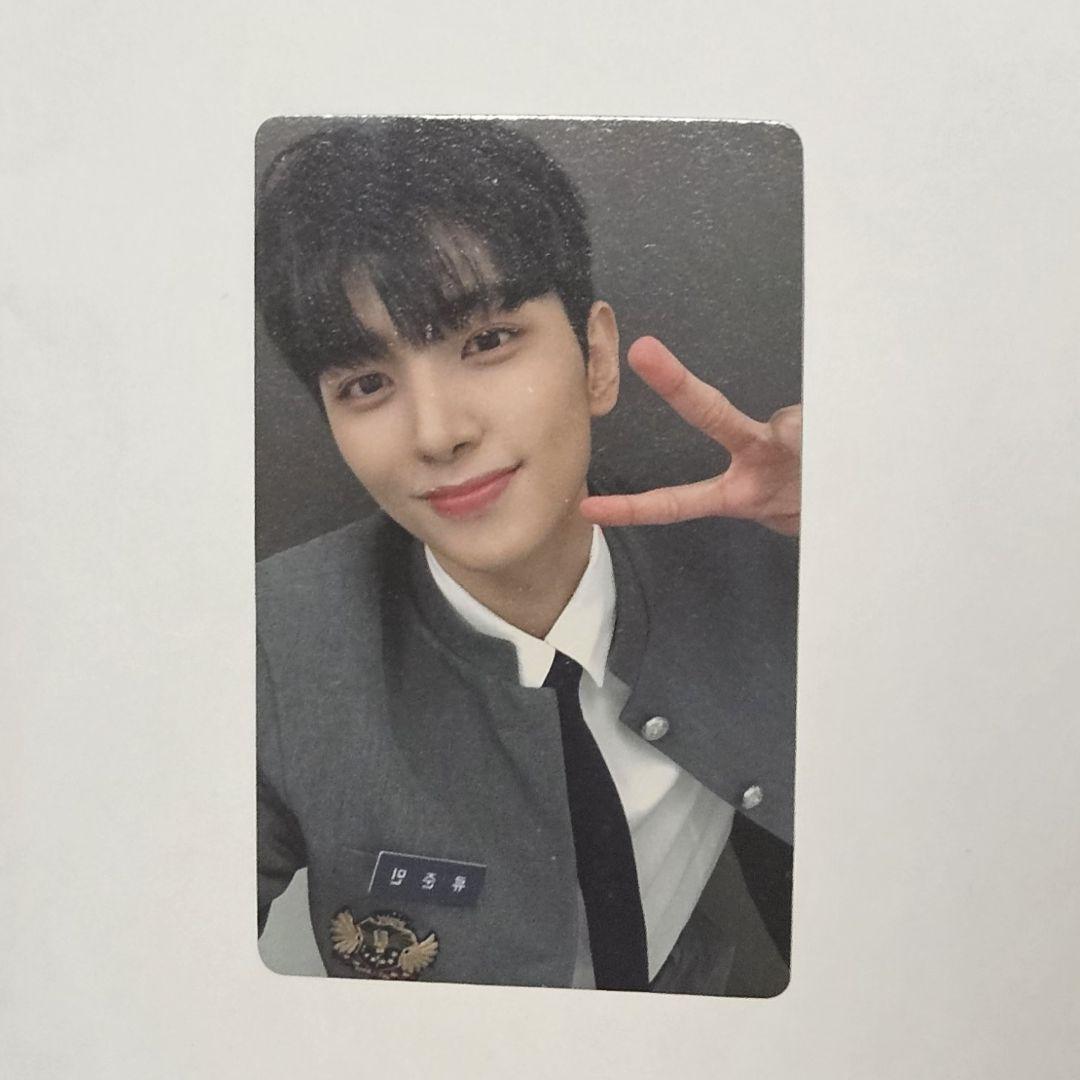 

[USED] ATBO The Crew One Junmin Trading Card