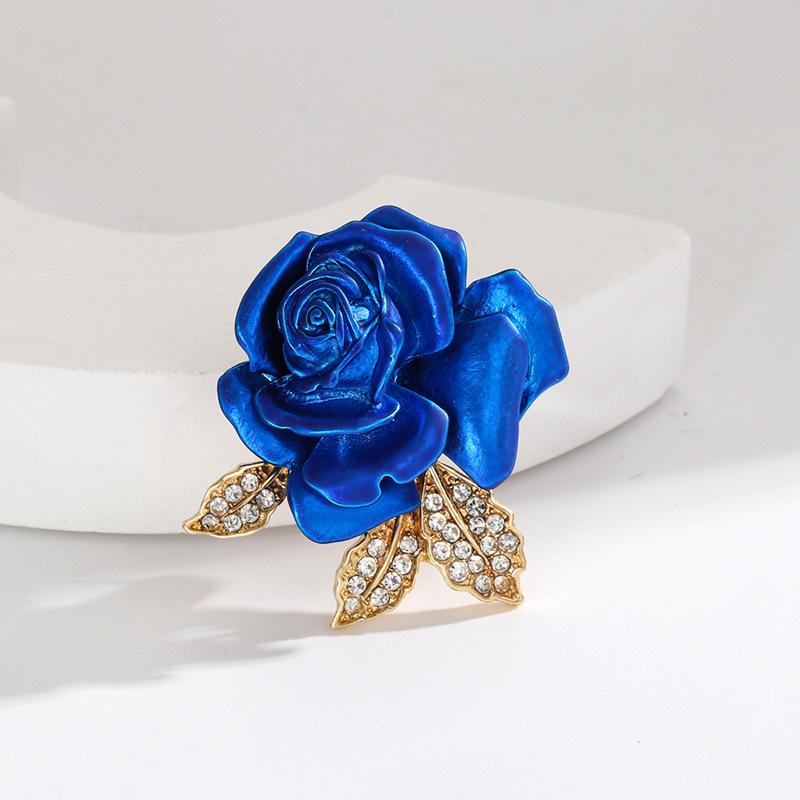

Red rose brooch women s light luxury high-end temperament brooch suit sweater pin trendy gift brooch