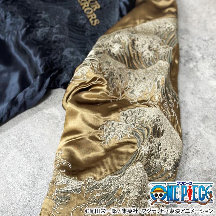 Karakuri Damashii ONE PIECE Kolaborace Japonský Vzor Sukajan Plně Vyšívaná Oboustranná Suvenýrová Bunda Yonko Černovous Teach Shanks Zrzavé Vlasy