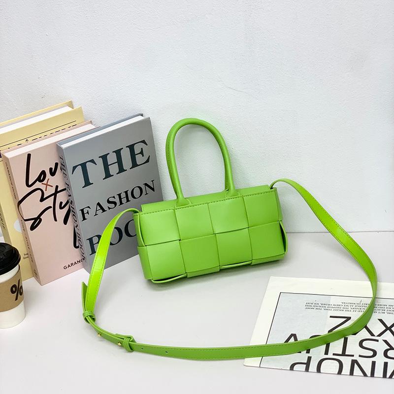2024 Early spring new leather woven vegetable basket bag women's hand shoulder messenger bag small mini versatile