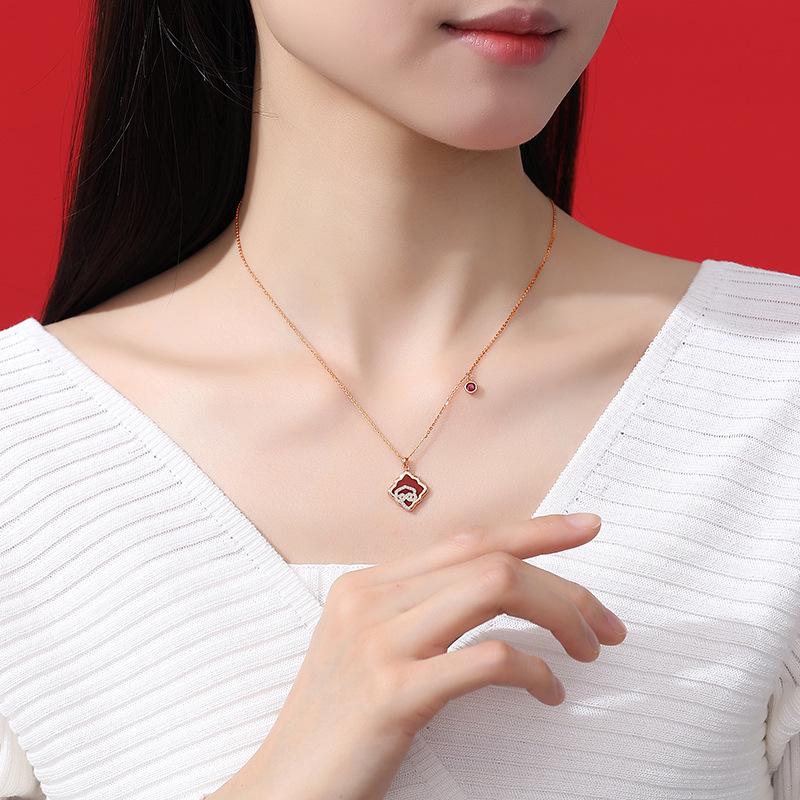 Tichiya Women's Red Agate Four-Leaf Clover Necklace In S925 Sterling Silver with Ruyi Knot Clavicle Chain.