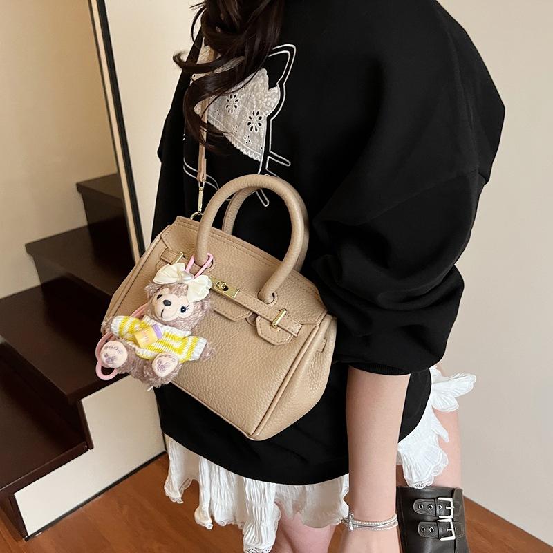 Fashion Handbag Women's New Versatile Shoulder Messenger Bag