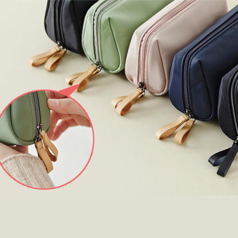 Borsa da Trucco Impermeabile Portatile - Grande Capacità per Rossetto, Lozione per il Corpo, Skincare e Altro