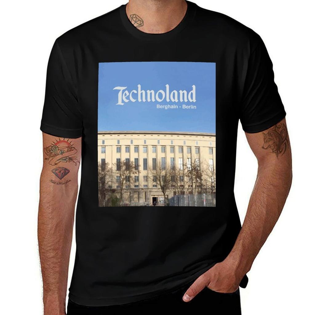 Technoland Berlin the Techno Meca For Techno Djs TShirt T Shirt Man Plain G Man T Shirts for Men TShirt