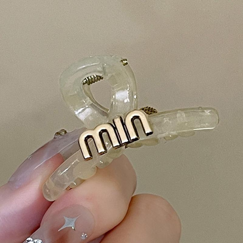 

Small Cute Letter Hair Clips For Women Girls Mini Clamps Hair Claw Clip Barrettes Crab Korean Hair Accessories бежевий
