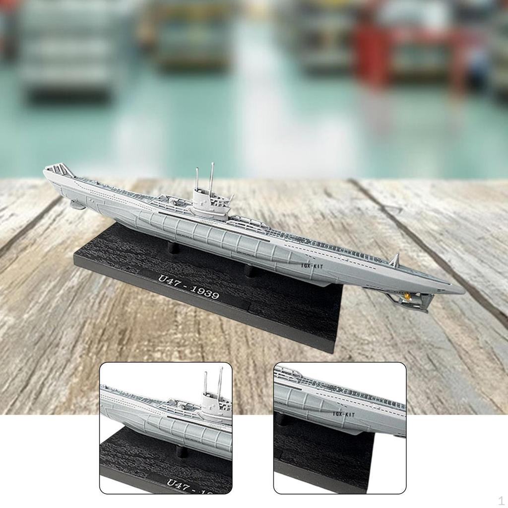 Model Simulation Ship Boat Cruiser Warship Toy Replicates Historical Details with