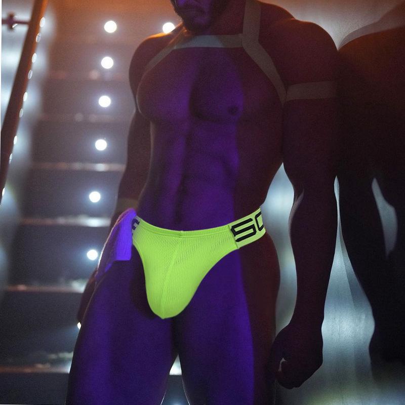 Herren Low Waist Mesh Dreiecks-Slips: Sexy, Atmungsaktiv, Hüfthebend, Ausbeulungsverstärkende Unterwäsche