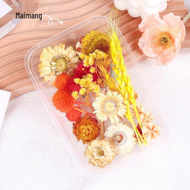 Eternal Dried Flower Photo Frame Decoration – Handmade Air-Dried Bouquet Ornament for March 8th