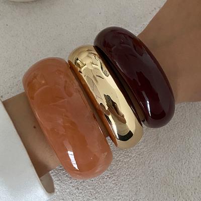 Ingemark 2025 Trendy Irregular Thick Resin Bangle Bracelets for Women Vintage Unique Wide Cuff Bracelet  Party Beach Jewelry