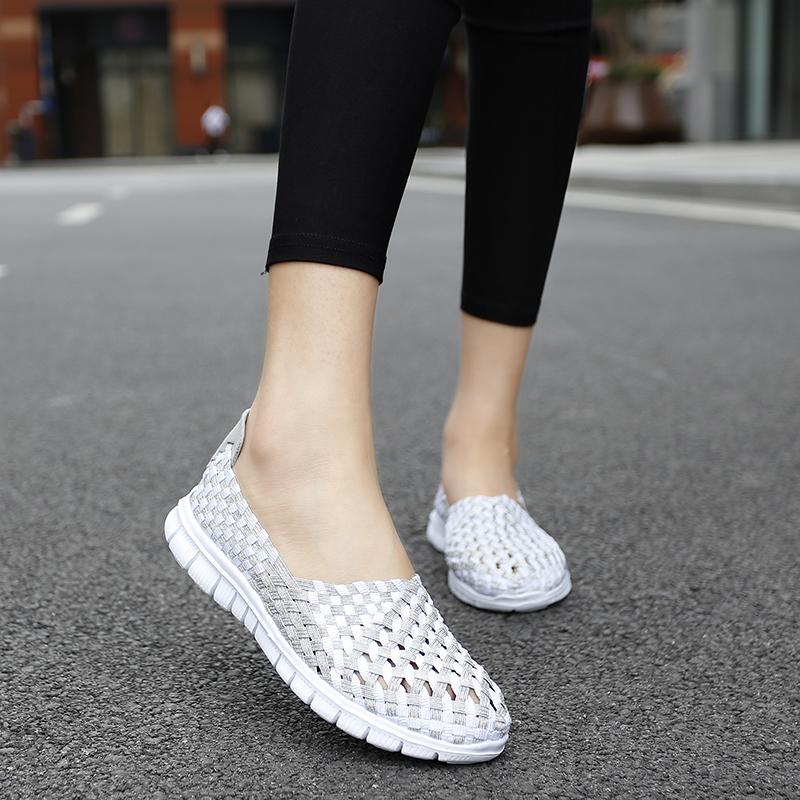 Dames Zomer Ademende Zilveren Moccasin Strandschoenen Dames Zwart Casual Instappers Rijschoenen Gevlochten Blauwe Platte Schoenen Sneakers Grote Maten