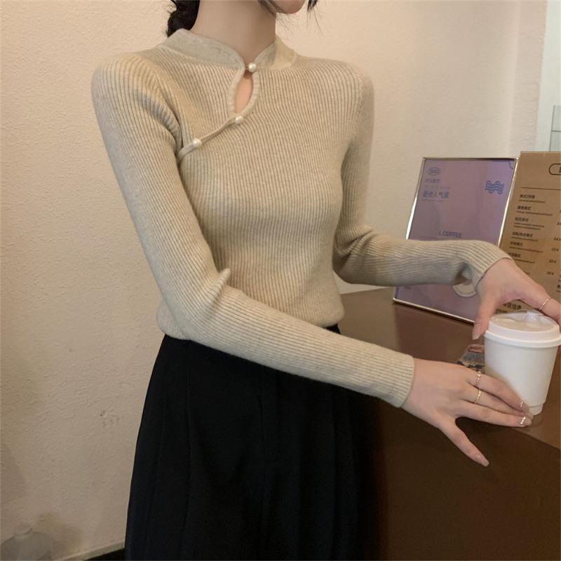 

Женский свитер-водолазка с жемчужной пряжкой, дизайн в стиле old money, вязаный свитер на раннюю осень One size [recommended 80-60kg]