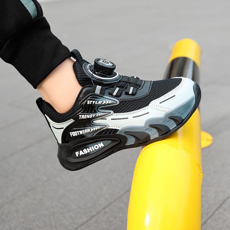 Boys' Waterproof Leather Sports Shoes with Rotating Button for Autumn/Winter 2025 - Ideal for Older Kids