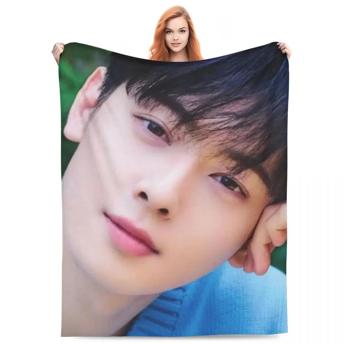 CHA EUN WOO Kpop ASTRO Fan Gift Accessories Blankets Ultra-Soft Flannel Throw Blankets Cozy Plush Thin Quilt 75X95CM