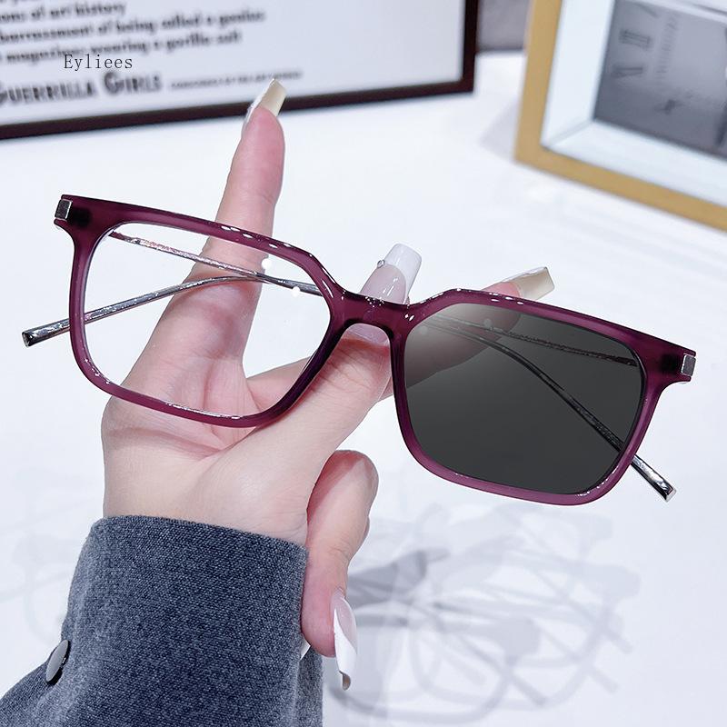 Fashion Cat Eye Glasses Ultra-light Glasses Frame Retro Photochromic Eyeglasses Anti-blue Light Eyewear Metal Color-changing