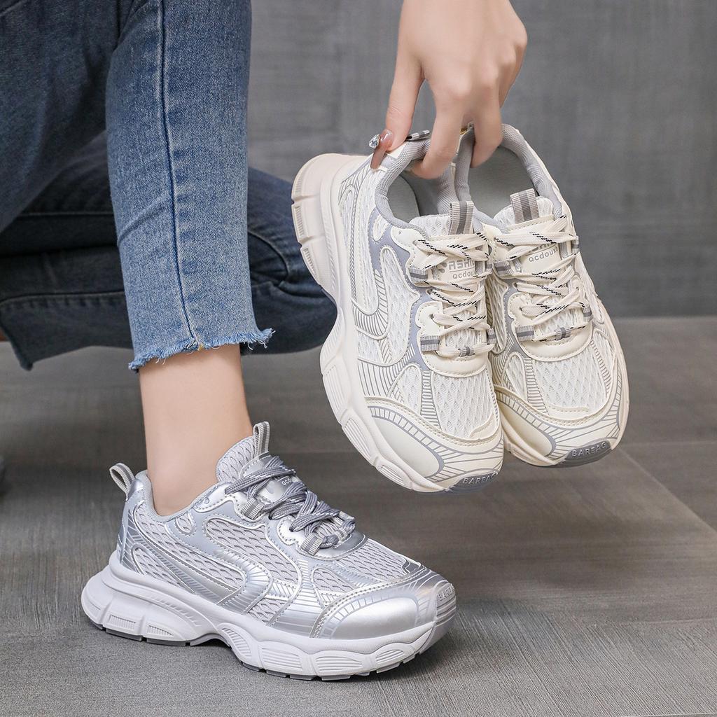 Thick-soled Mesh Breathable Dad Shoes Women's Sports and Leisure Shoes Spring and Summer Light and Soft New 2025 European Super Fire Sports Shoes