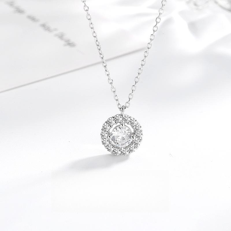 Diamond-set French high-end necklace, female tide collarbone chain, round neck chain, simple and versatile.