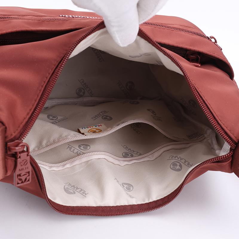 Lightweight Shoulder Bag Multi-compartment Small Square Bag Large Capacity Commuter Crossbody Bag
