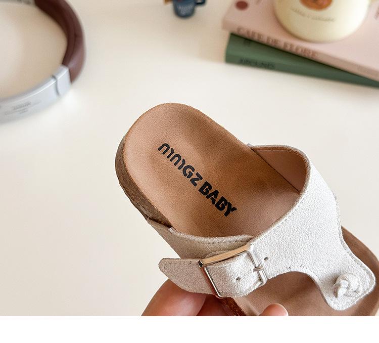 2025 Non-Slip Girls' Flip-Flop Sandals: Summer Beach Shoes with Flat Bottom