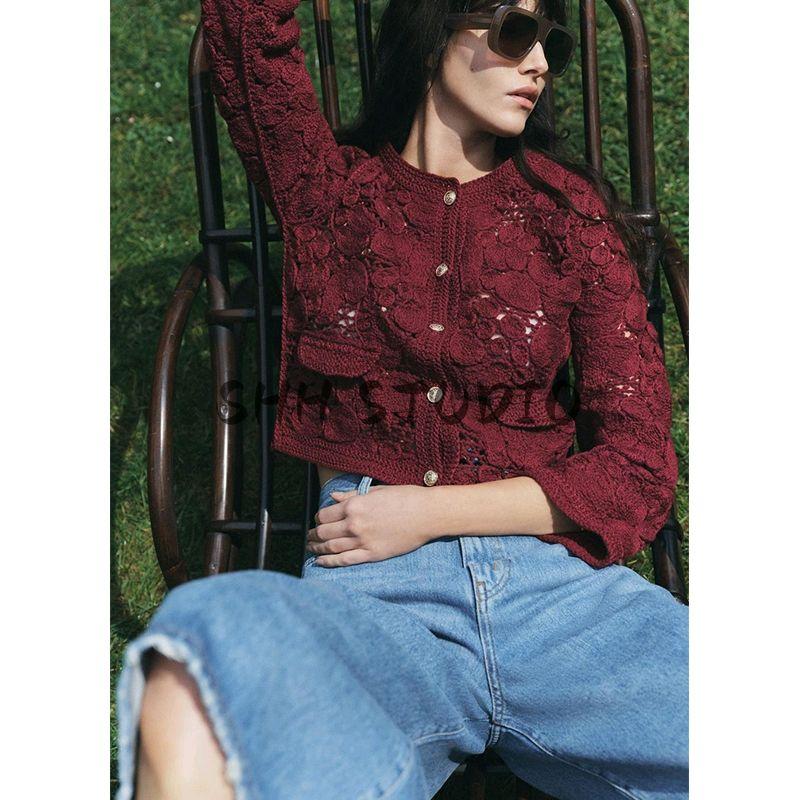 Spring and Summer New Women's Clothing Minimalist Wind Decorated Row Button Bends and Hitches Woven Long Sleeves round Neck Knitting Outwear 1957001