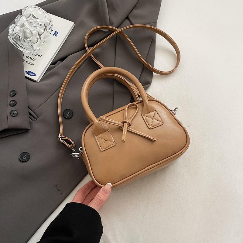 New messenger small bag women's high-end sense niche fashion handbag cute bow mini handbag