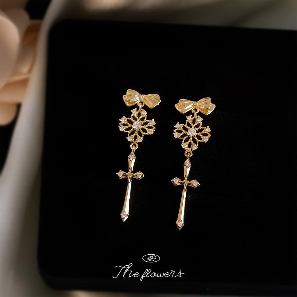 Original designer 925 silver needle plated 14K hollow lace cross bow earrings new earrings