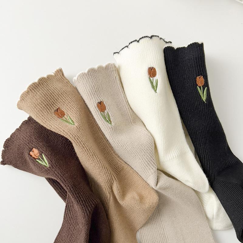 5 Pairs of Spring and Autumn Tulip Lovely Flower College Wind Tube Socks