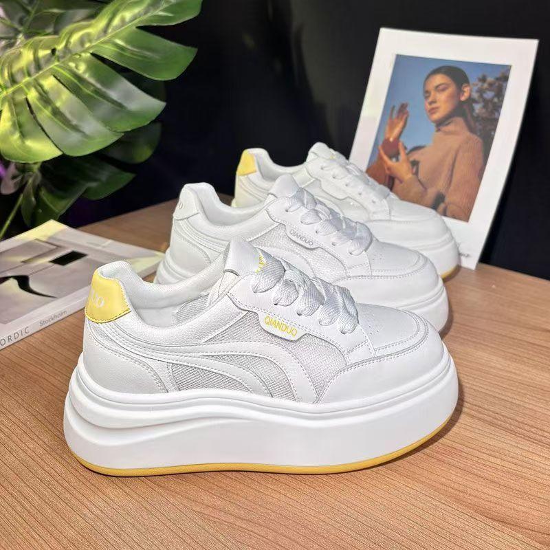 

Маленькие белые туфли женские летние новые на толстой подошве, туфли на платформе, кожаные, универсальные, базовые, на четыре сезона, повседневные спортивные туфли 40 жёлтый