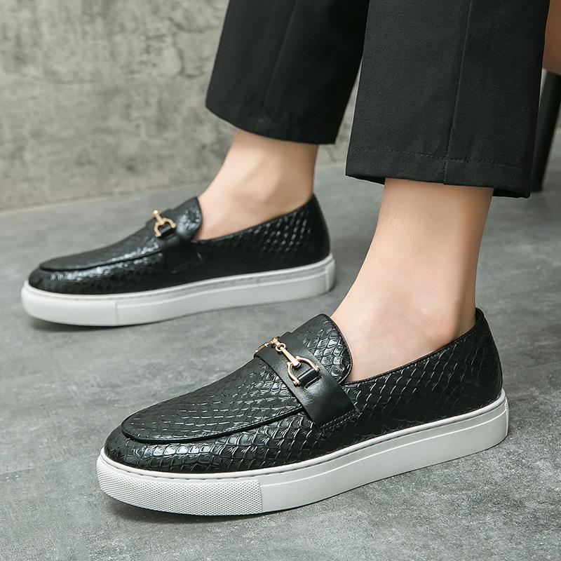 Leather Shoes Formal Personality Design Tenis Men De Hombre Moccasins Tenis Caballero Designer sneakers Fashion Dress