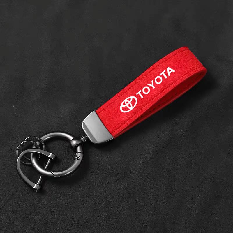 LATE7 Suede Leather Car Logo Key Rings Chains For Toyota GR Corolla Yaris Aygo Prius RAV4 Crown CHR Camry Auris Keychain Accessories