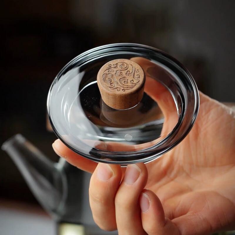 Shangqi Stove-Side Glass Teapot with Walnut Handle