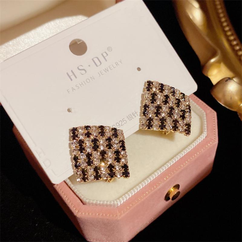

Модные квадратные серьги-гвоздики со стразами, корейские модные ювелирные изделия в подарок