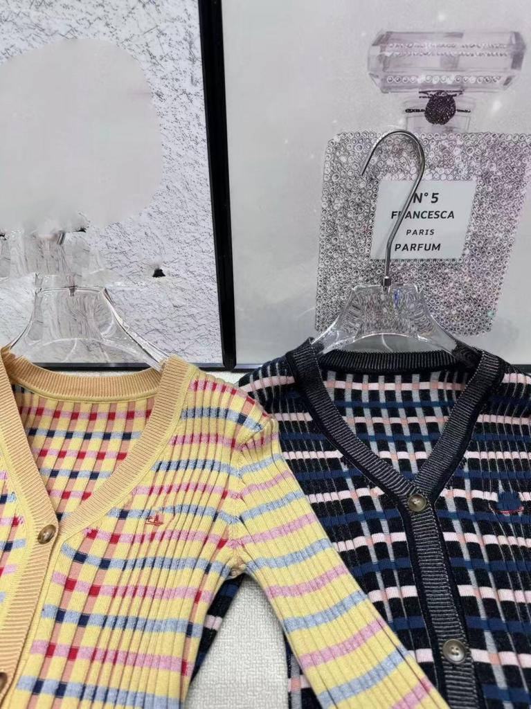 2026 Spring Slim-Fit Plaid Stripe Knit Cardigan