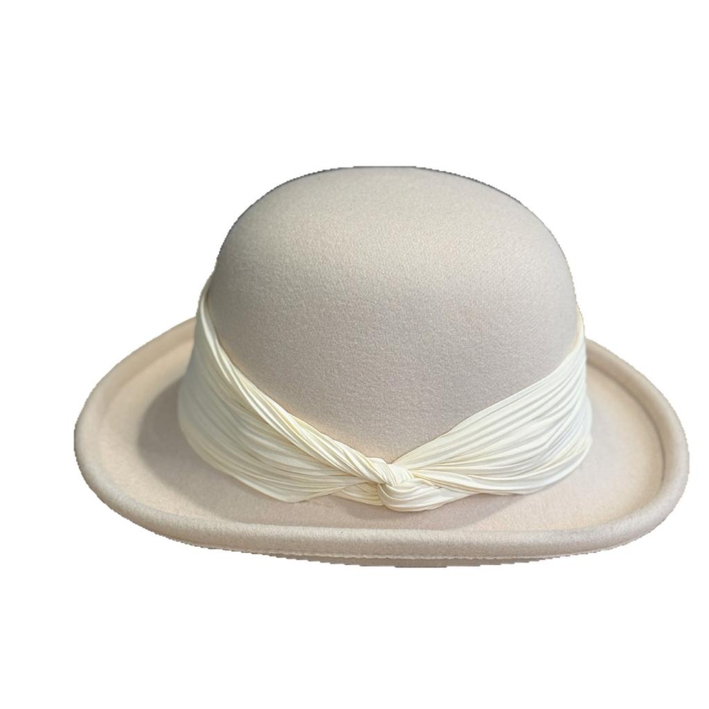 French Face showing Small Wool Felt Curled Fisherman Hat for Women in Spring Autumn and Winter Fashion British Retro Basin Hat Trendy