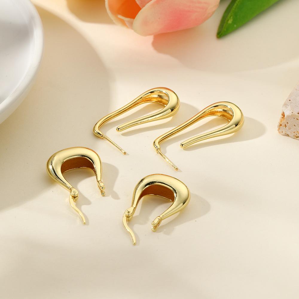 18k Gold Plated Hollow U-Shaped Earrings - Minimalist Photosensitive Women's Jewelry