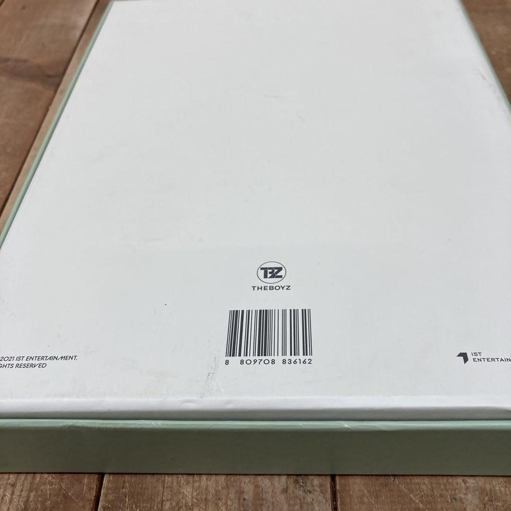 [USED] THEBOYZ 2022 SEASONS GREETINGS Seagull