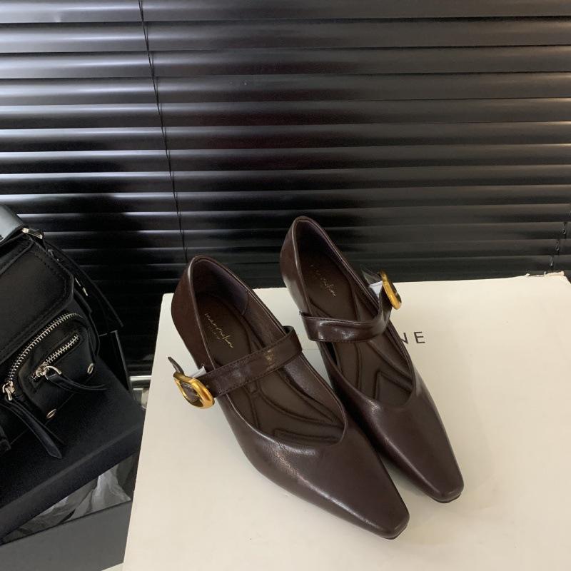 

2025 spring and summer French fashion retro thick heel women s shoes metal one-word buckle with wedge heel single shoes 39