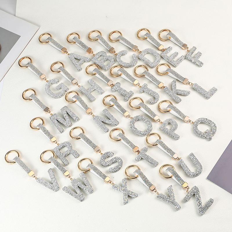 1PC Keychains Ideal Gift Letter Design Bling Key Ring Accessory Full Rhinestone Design Lucky Pendant 26 Alphabet Letters