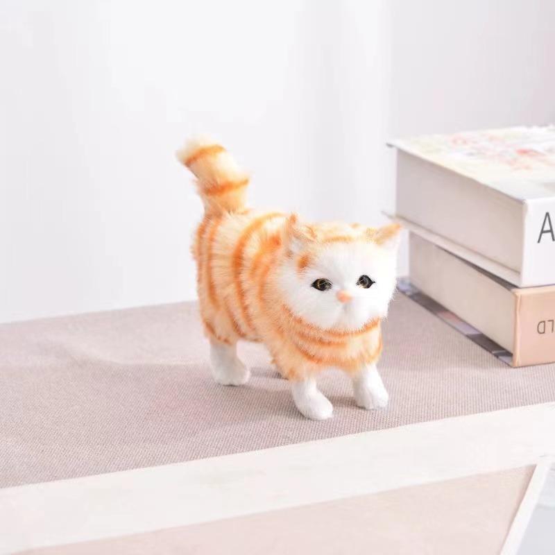 Creative Walking Cat Ornament for Children & Girlfriend - Perfect Souvenir or Gift