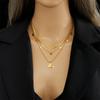 Vergoldetes mehrschichtiges Schmetterlingshalskette Zierliches Insektenanhänger Choker Schmuck