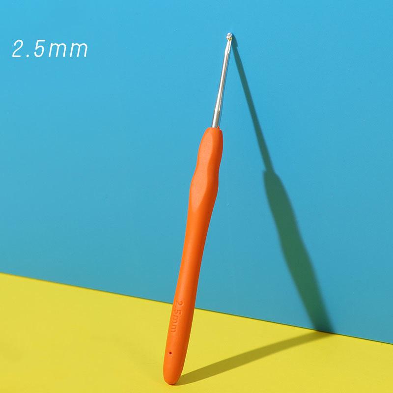9-Color Soft Grip Crochet Hook Set: Thick & Thin Yarn DIY Hand Knitting Tools