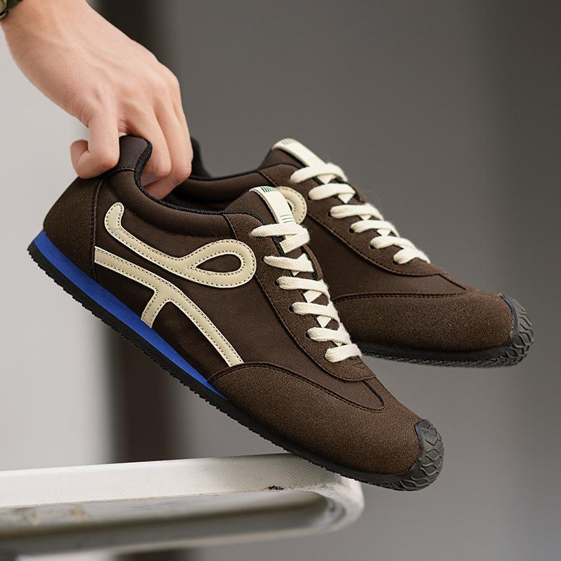 Fashion Men Sneakers 2025 New Summer Fashion Casual Shoes Comfortable Trend Sneakers Non Slip Lace Up Outdoor Running Shoes Zapatillas