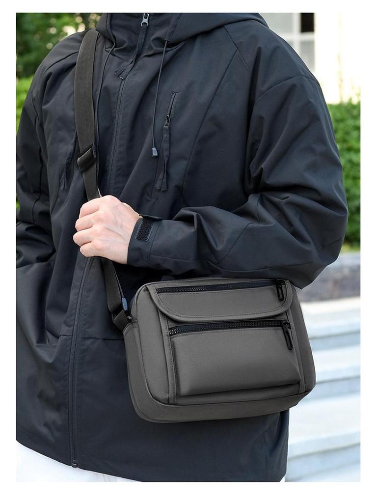 Neue Herren Trendige Mehrschichtige Umhängetasche - Leichter Lässiger Schulterrucksack für Outdoor-Reisen