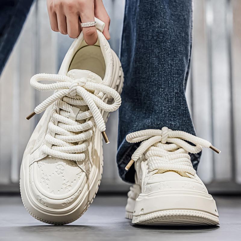2026 Leisure Sports New Thick Soled Fashionable Trend Breathable Niche Design Versatile Low Top Men's Board Shoes