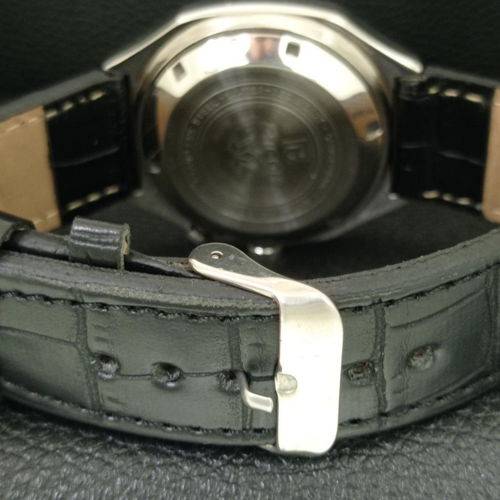 VINTAGE RICOH R31 AUTOMATIC JAPAN MENS BLACK COLOR DIAL WATCH A707935-1
