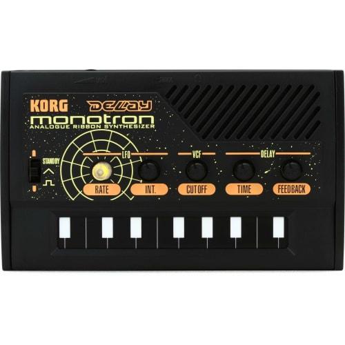 

KORG palm-sized analog synthesizer, monotron DELAY. Simple layout, ideal for beginners. Built-in speaker and headphone compatibility. Compact size for