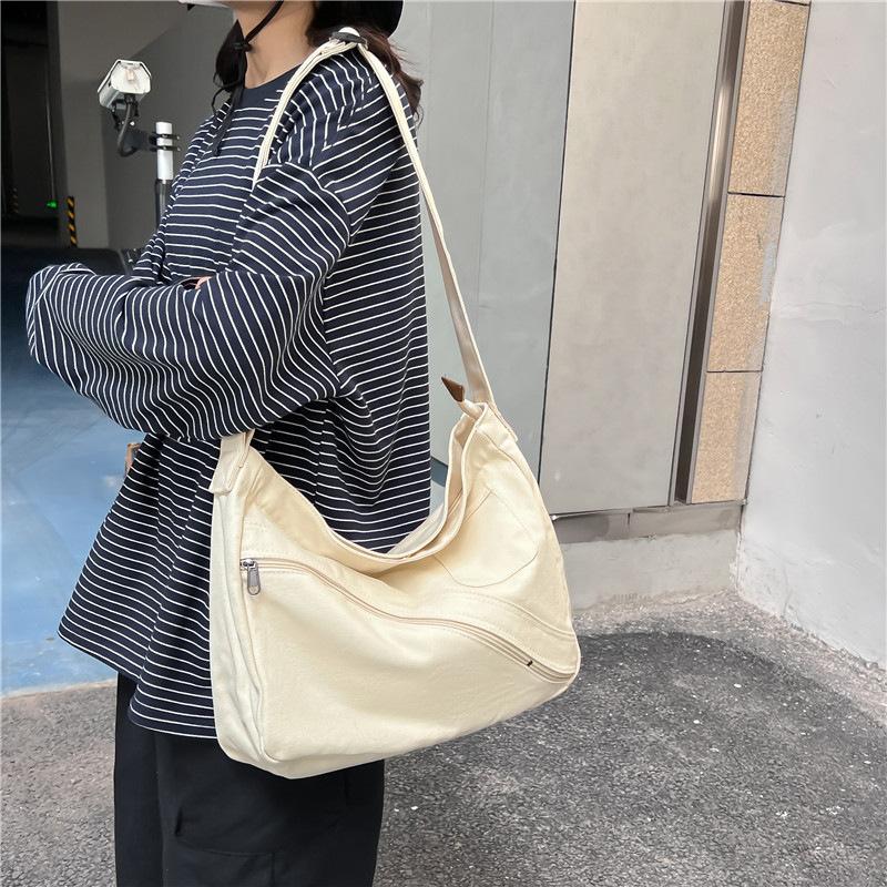 Casual canvas tote bag women's new college students class simple shoulder bag large capacity versatile messenger bag