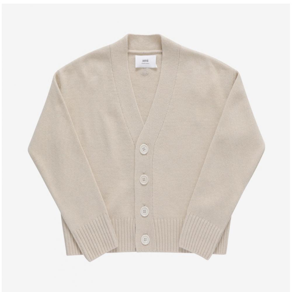 Ami Ukc034 Kn0028 721 Ami De Coeur TOne On TOne Heart Logo V Neck Crop Public Cardigan