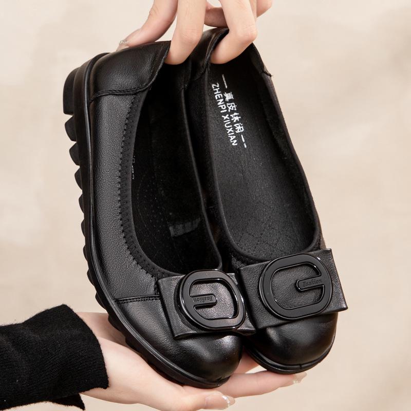 Ladies' Genuine Leather Non-Slip Slip-On Shoes - Soft Sole Comfort for Middle-Aged & Elderly