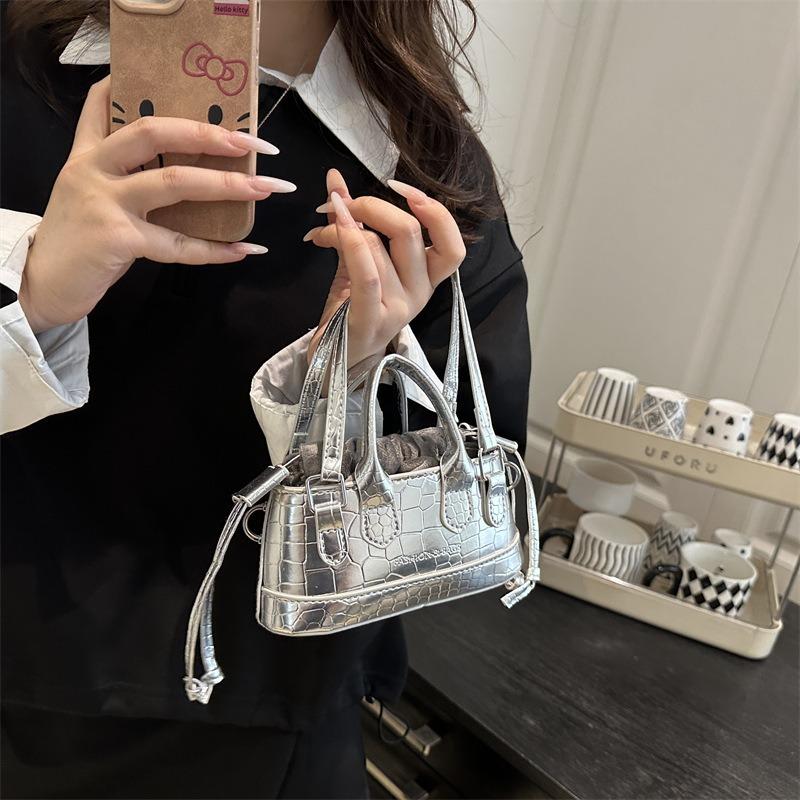 Trendy textured bag Women's trendy portable mini bag Crocodile pattern fashionable versatile shoulder bag Crossbody bag